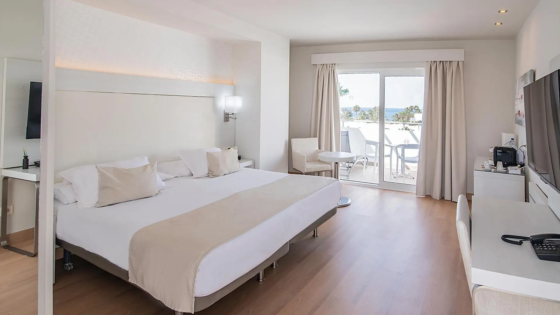 Aequora Lanzarote Suites Puerto del Carmen  Puerto del Carmen (Lanzarote)