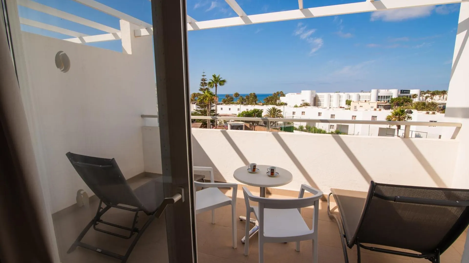 פוארטו דל כרמן Aequora Lanzarote Suites ספרד