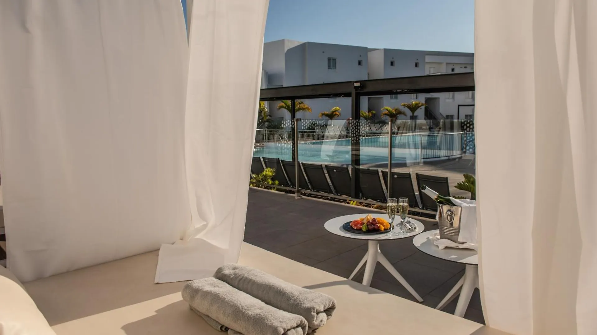 פוארטו דל כרמן Aequora Lanzarote Suites ספרד