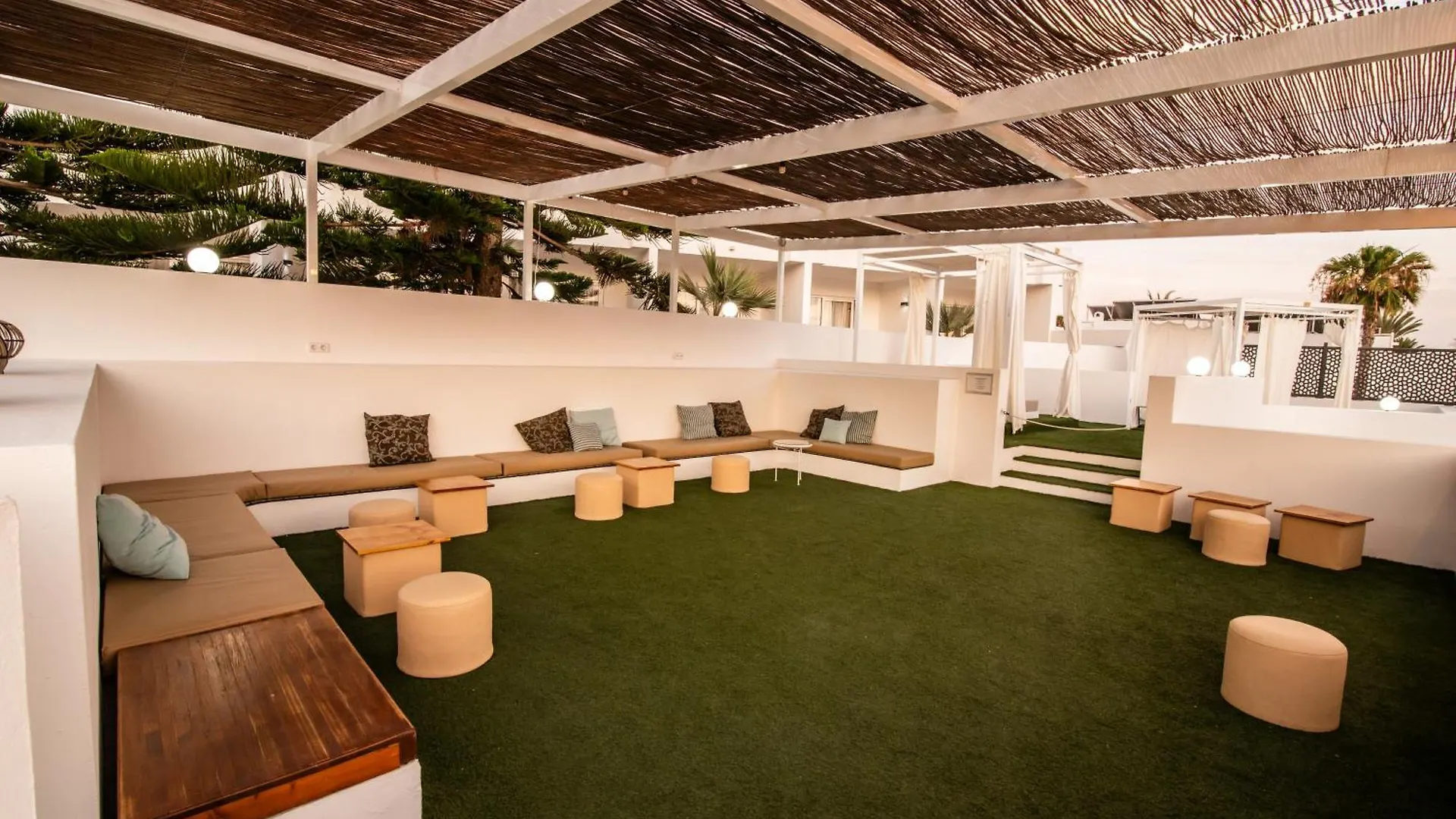 Hotel Aequora Lanzarote Suites Puerto del Carmen