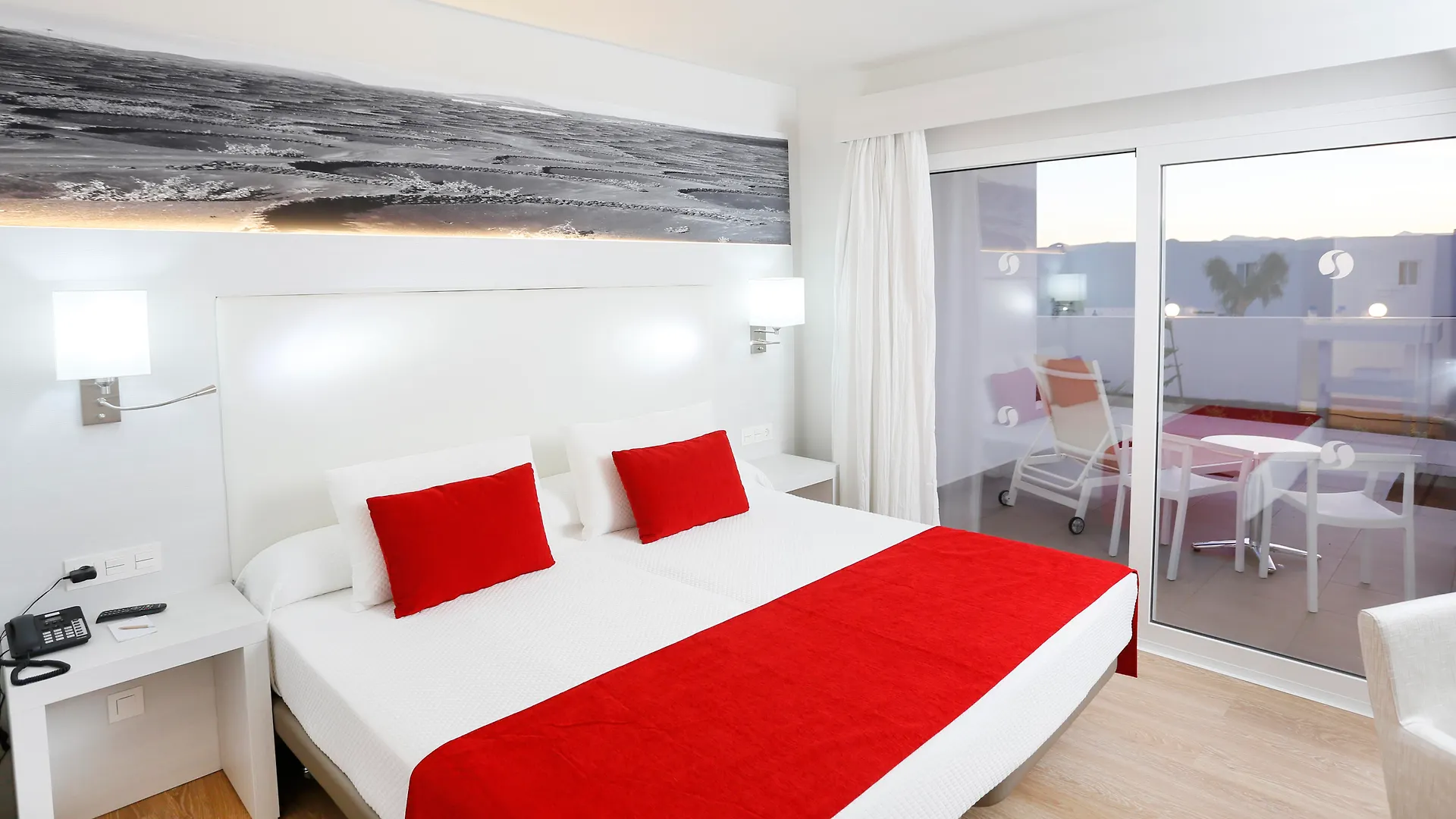 Hotel Aequora Lanzarote Suites Puerto del Carmen