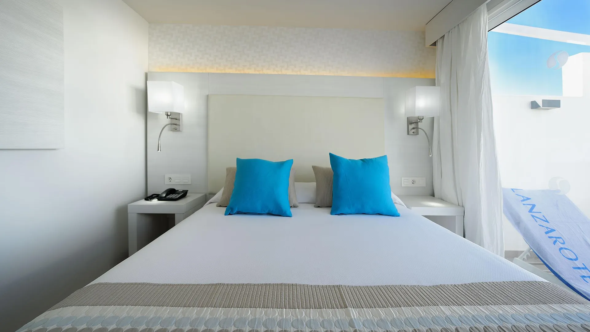 Aequora Lanzarote Suites Puerto del Carmen  Španělsko