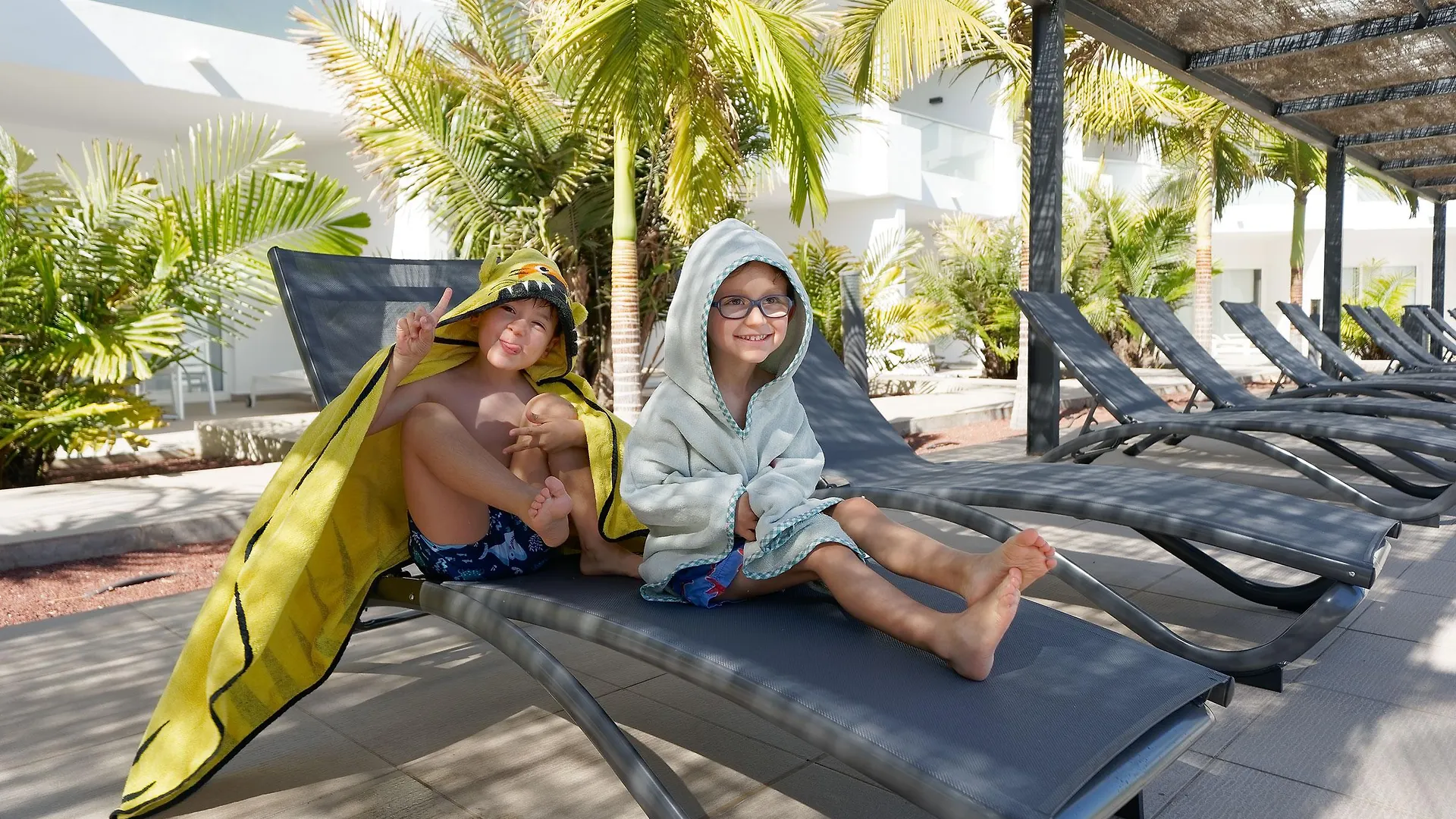 **** Hotel Aequora Lanzarote Suites Puerto del Carmen  España