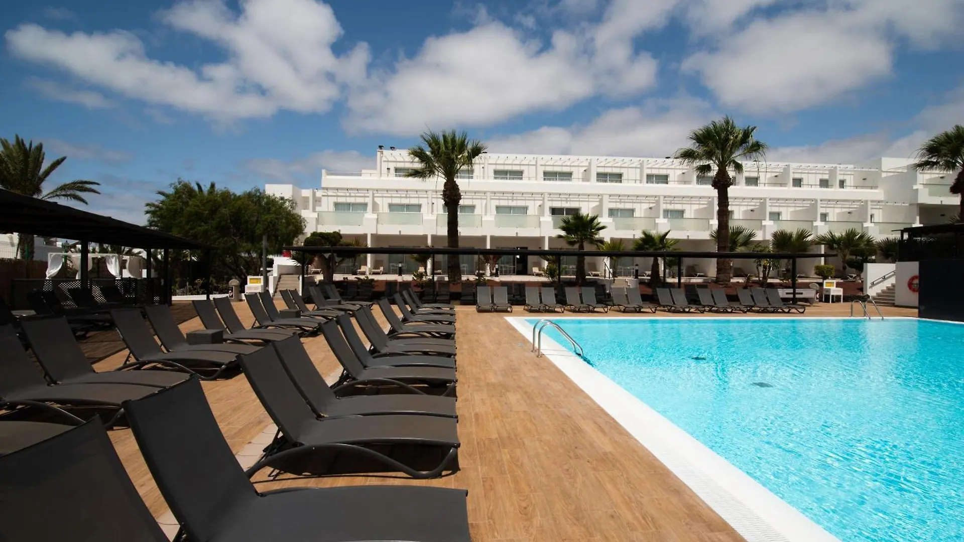 Aequora Lanzarote Suites Puerto del Carmen  4*, Puerto del Carmen (Lanzarote)