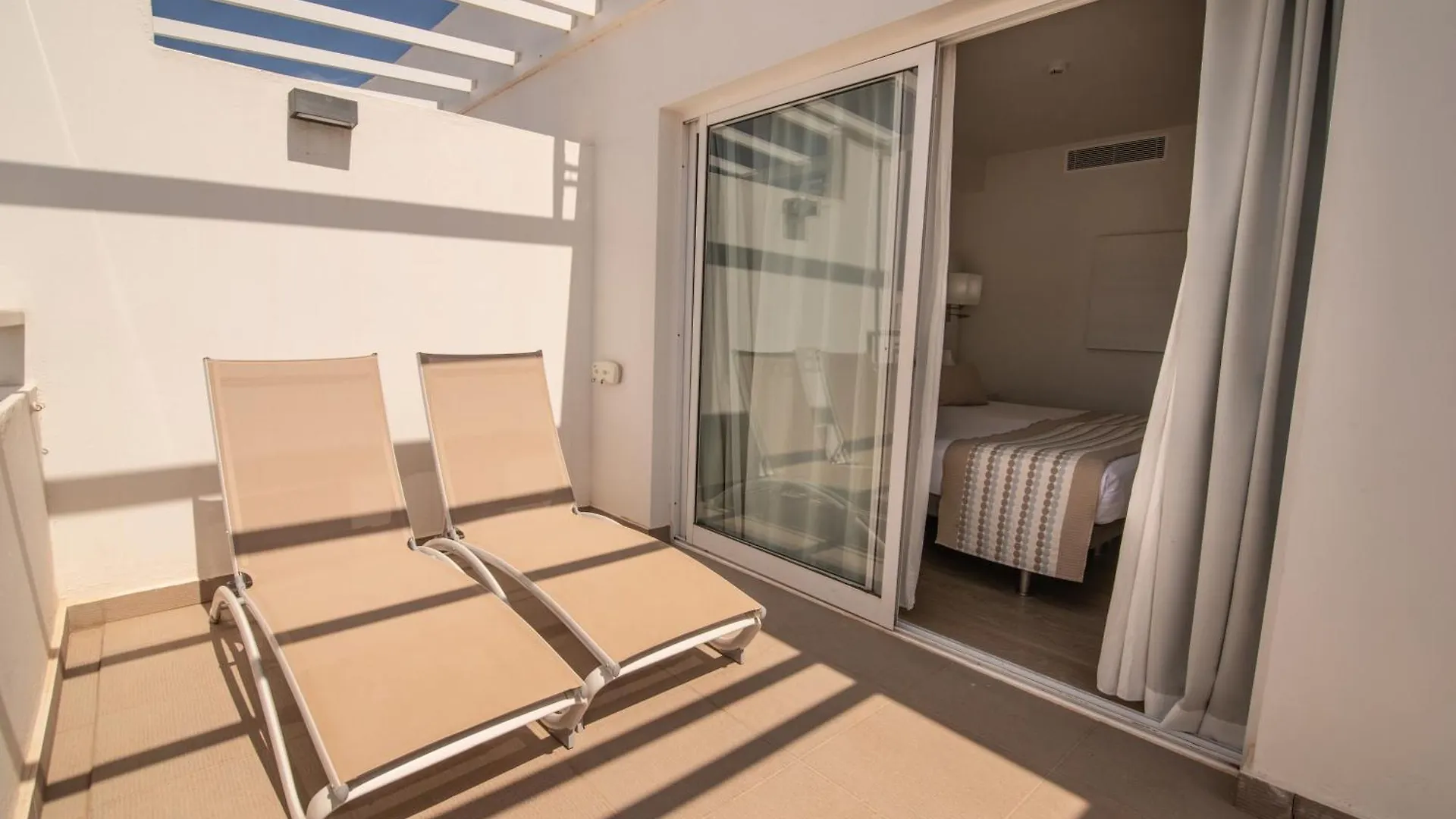 Aequora Lanzarote Suites Puerto del Carmen  España